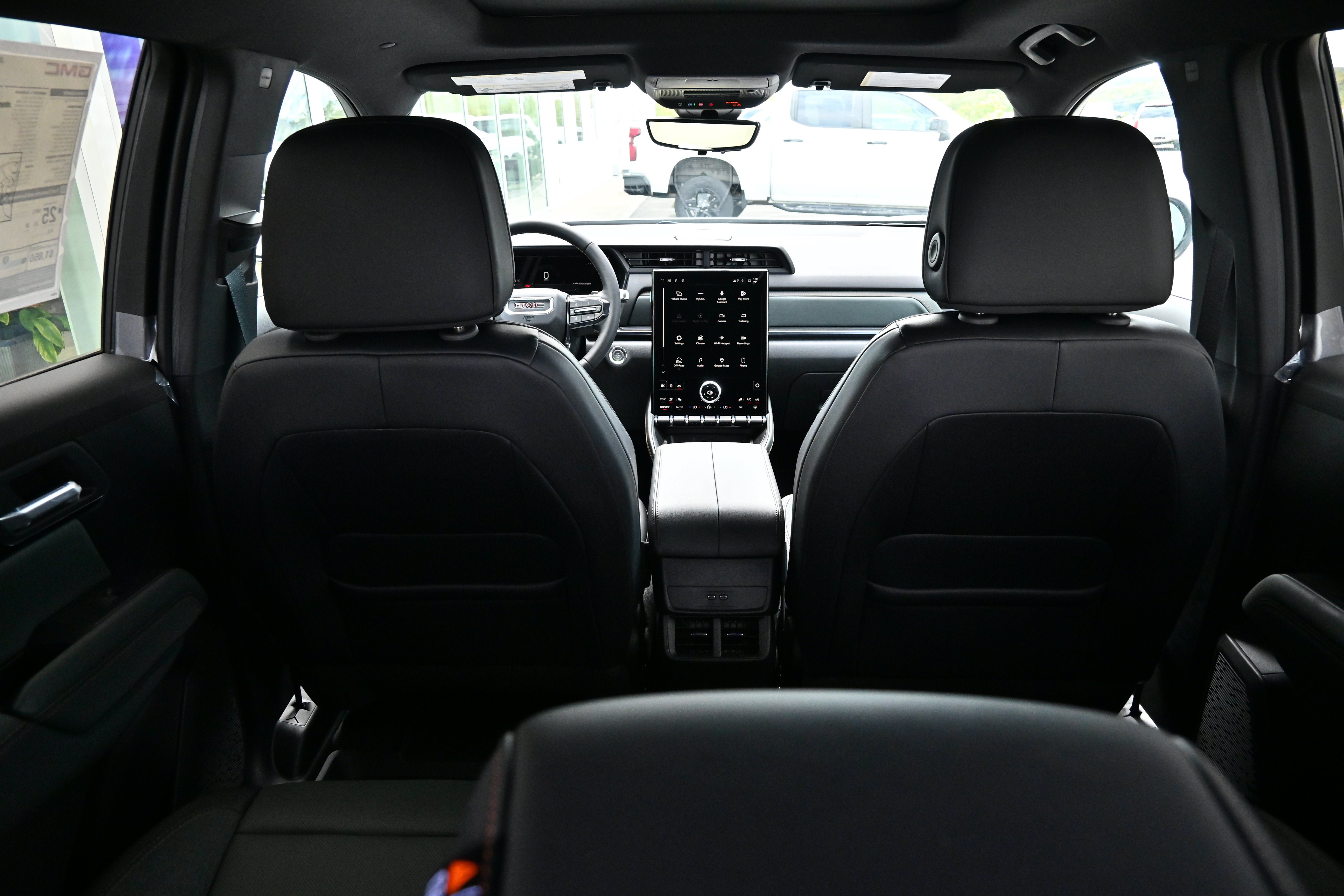 New 2027 GMC Terrain AT4 w/ Technology Package II AWD/4WD image 15