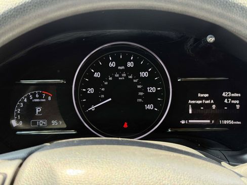 Used 2019 Honda HR-V EX image 14