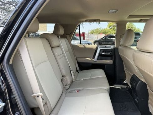 Used 2023 Toyota 4Runner SR5 Premium w/ Moonroof Package AWD/4WD image 31