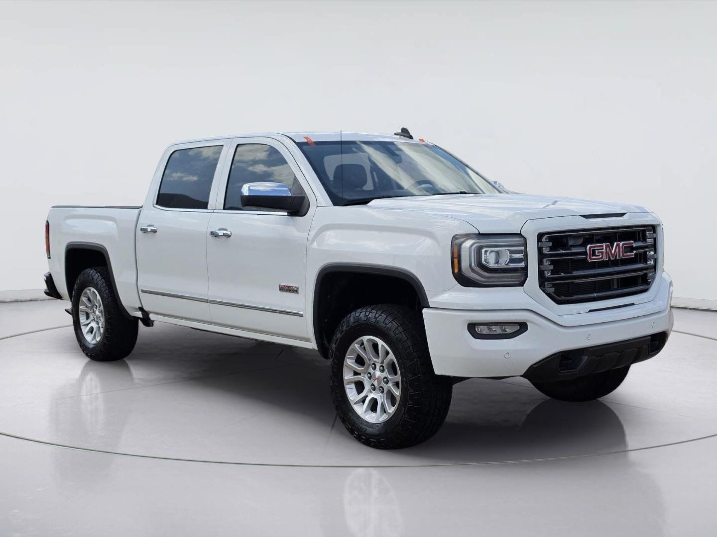 Used 2016 GMC Sierra 1500 SLT w/ All-Terrain Package AWD/4WD image 6