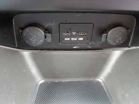 Used 2011 Kia Sorento LX image 12