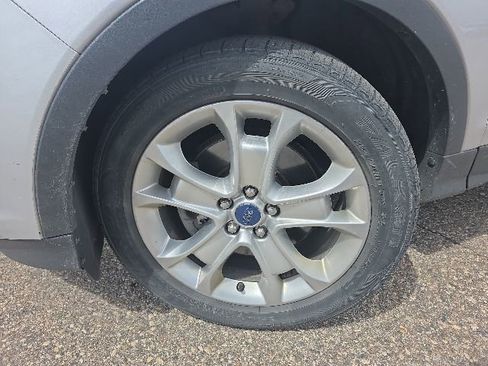 Used 2016 Ford Escape Titanium AWD/4WD image 2