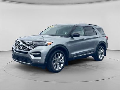 Used 2023 Ford Explorer Platinum w/ Class IV Trailer Tow Package