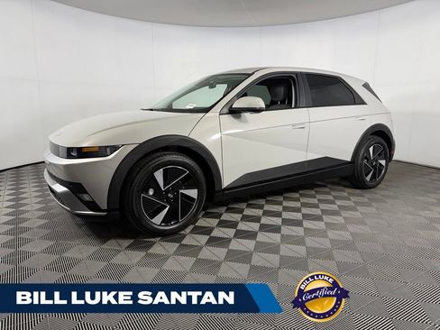 Used 2026 Hyundai Ioniq 5 SEL RWD image 1