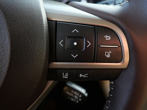 Used 2017 Lexus RX 350 AWD w/ Premium Package image 28