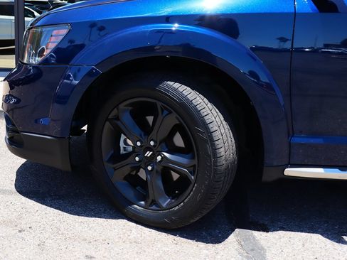 Used 2020 Dodge Journey Crossroad FWD image 5
