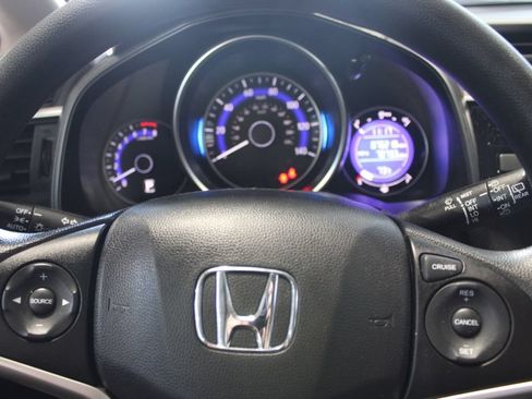 Used 2016 Honda Fit LX image 12