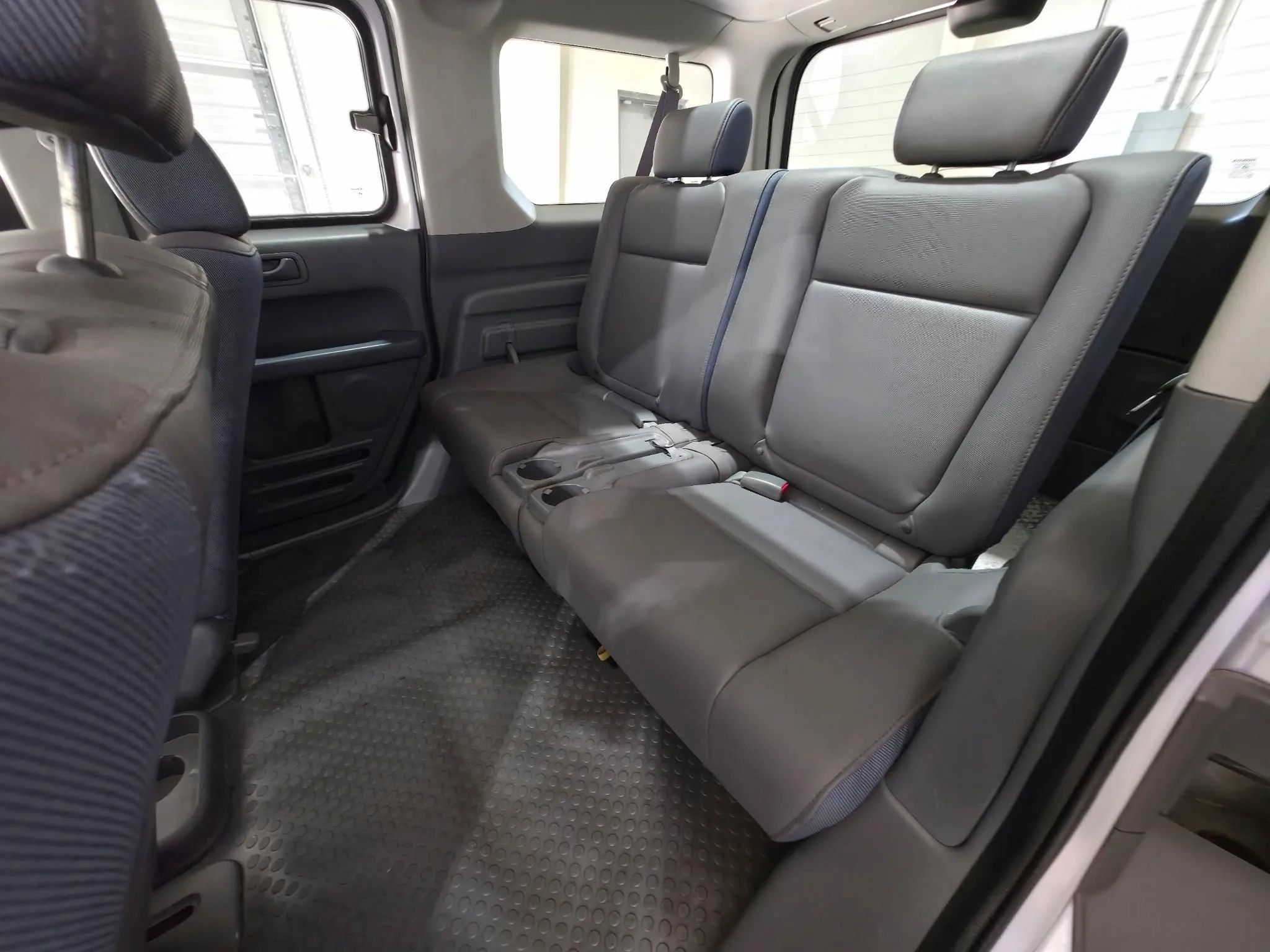 Used 2003 Honda Element DX image 10
