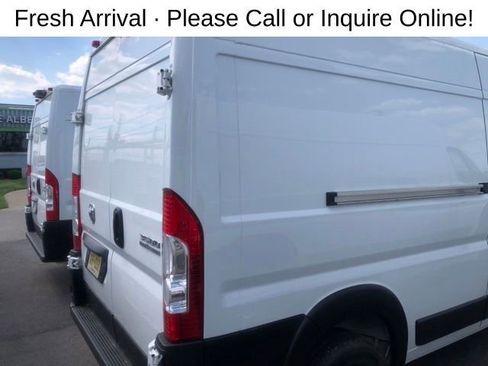 Used 2025 RAM ProMaster 3500 w/ Convenience Group FWD image 4