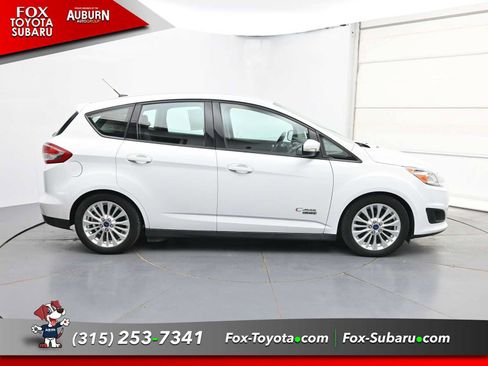 Used 2017 Ford C-MAX Energi SE FWD image 16