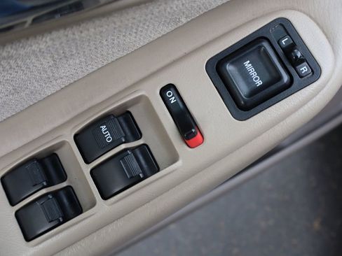 Used 1998 Honda Accord LX image 27