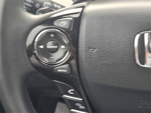 Used 2016 Honda Accord Touring image 23