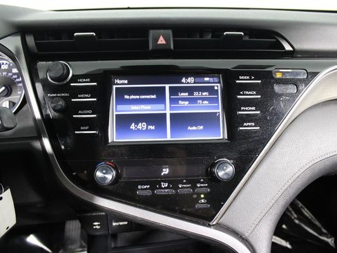 Used 2019 Toyota Camry SE FWD image 25