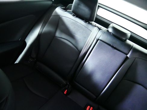 Used 2017 Toyota Prius Four w/ Protection Package FWD image 12