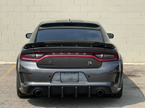 Used 2020 Dodge Charger Scat Pack RWD image 9