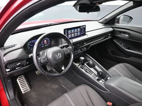 Used 2023 Honda Accord Sport image 12