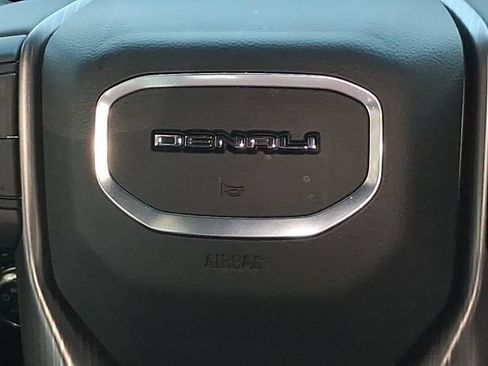 Used 2025 GMC Sierra 2500 Denali Ultimate AWD/4WD image 13