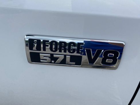 Used 2021 Toyota Tundra SR5 AWD/4WD image 17