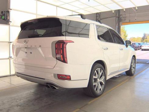 Used 2021 Hyundai Palisade Limited image 3