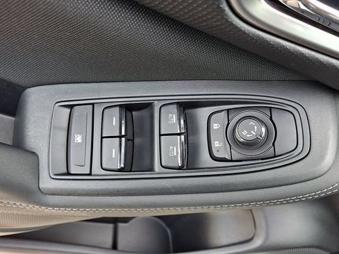 Certified 2023 Subaru Forester Premium AWD/4WD image 21