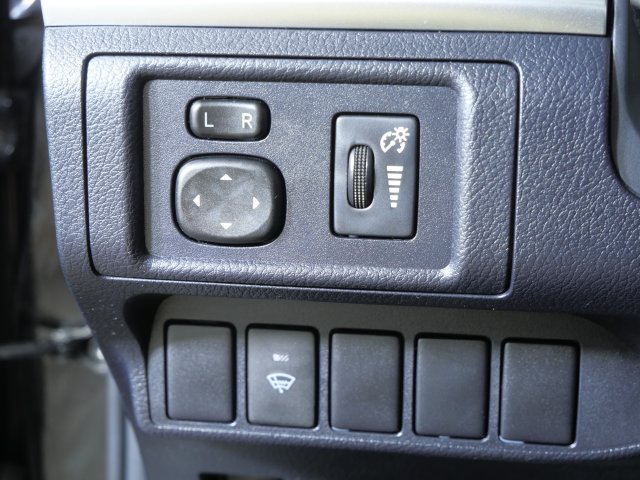 Used 2013 Lexus CT 200h w/ Seat Comfort Pkg FWD image 22