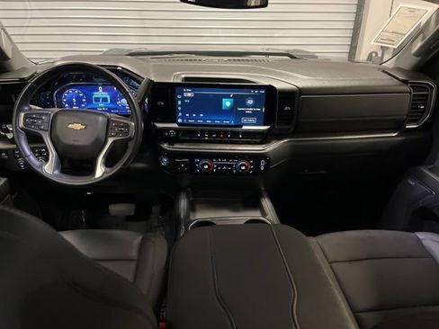 Used 2024 Chevrolet Silverado 2500 LTZ w/ LTZ Convenience Package image 23
