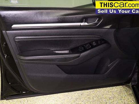 Used 2021 Nissan Altima 2.5 SV FWD image 25