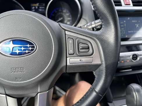 Used 2015 Subaru Outback 3.6R Limited image 19