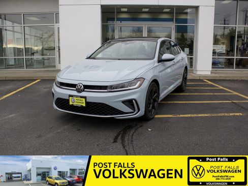 New 2026 Volkswagen Jetta SE image 1