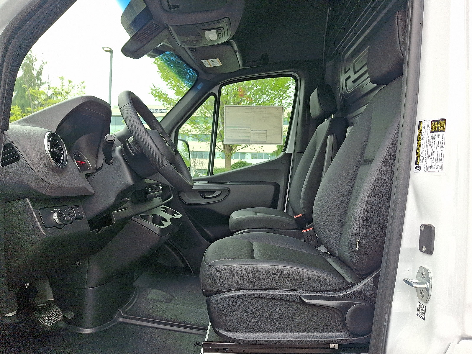 New 2026 Mercedes-Benz Sprinter 2500 image 11