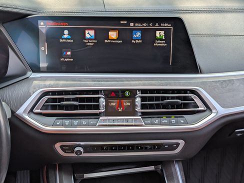Used 2019 BMW X7 xDrive40i w/ Premium Package AWD/4WD image 25