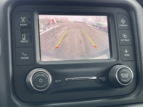 Used 2020 Jeep Wrangler Sport image 26