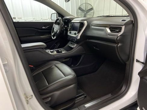 Used 2023 GMC Acadia SLT AWD/4WD image 32