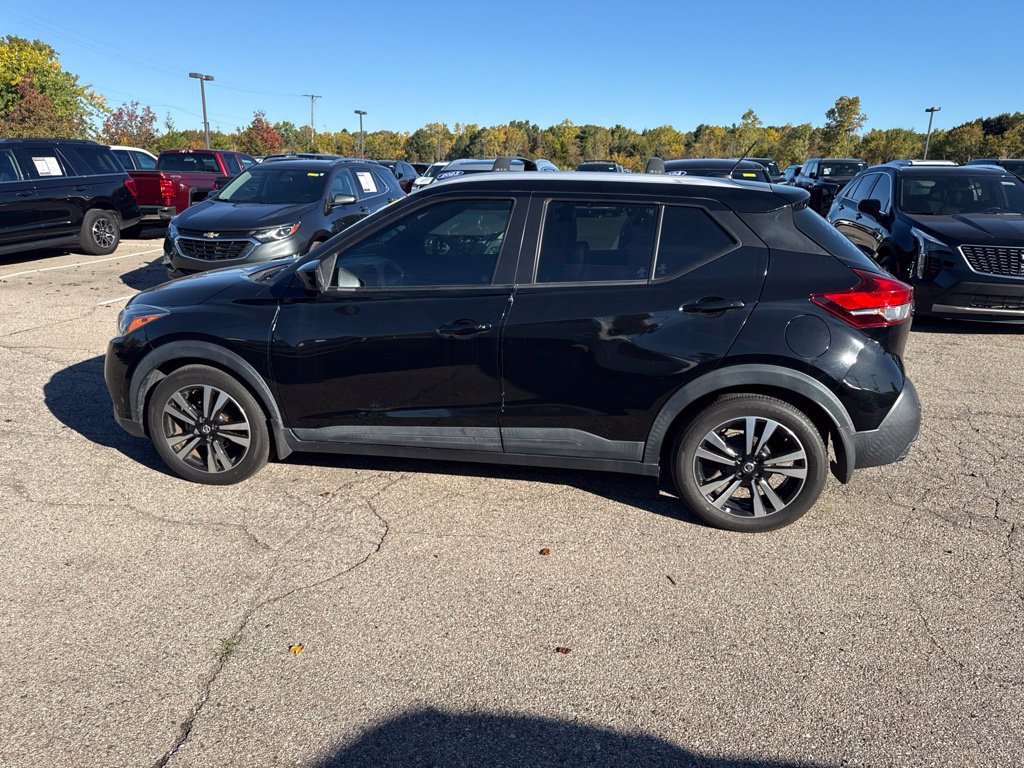 Used 2020 Nissan Kicks SV w/ Exterior Package FWD image 8