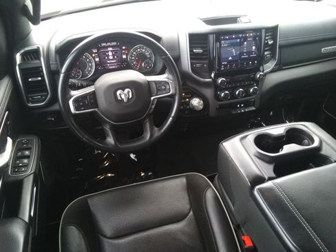 Used 2023 RAM 1500 Laramie AWD/4WD image 11