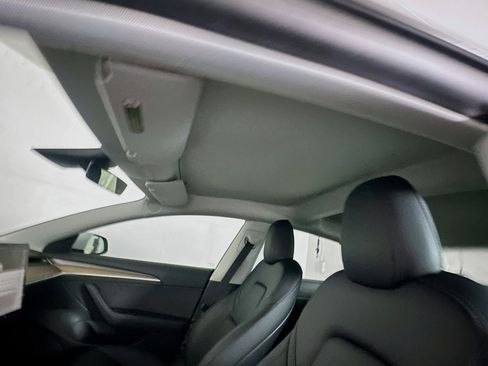 Used 2023 Tesla Model 3 Standard Range image 25