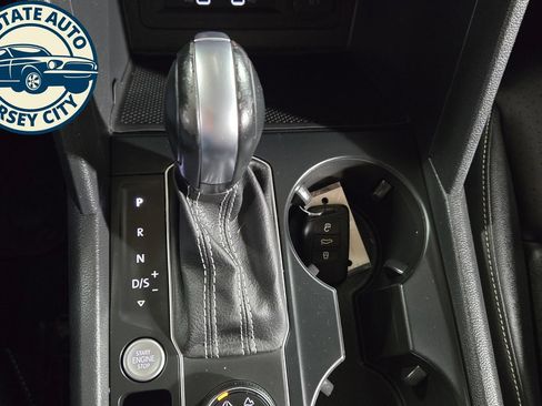 Used 2023 Volkswagen Atlas SE AWD/4WD image 17
