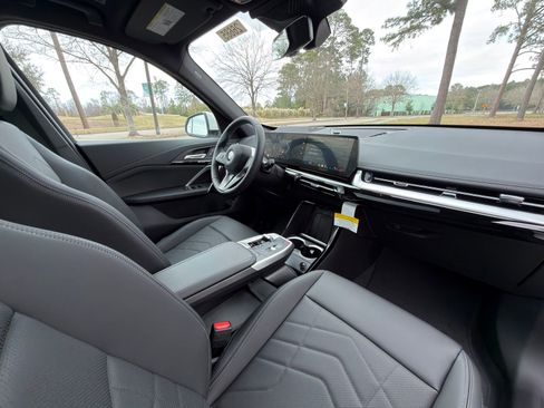 New 2026 BMW X1 xDrive28i w/ Technology Package image 18
