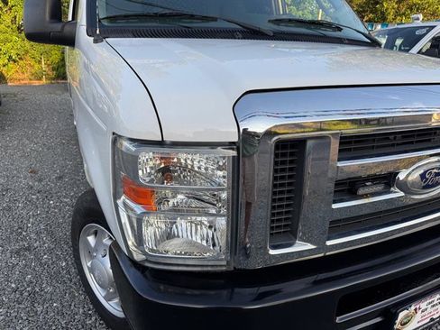 Used 2014 Ford E-150 and Econoline 150 w/ Power Group RWD image 25
