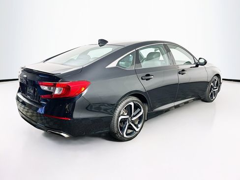 Used 2021 Honda Accord Sport image 9