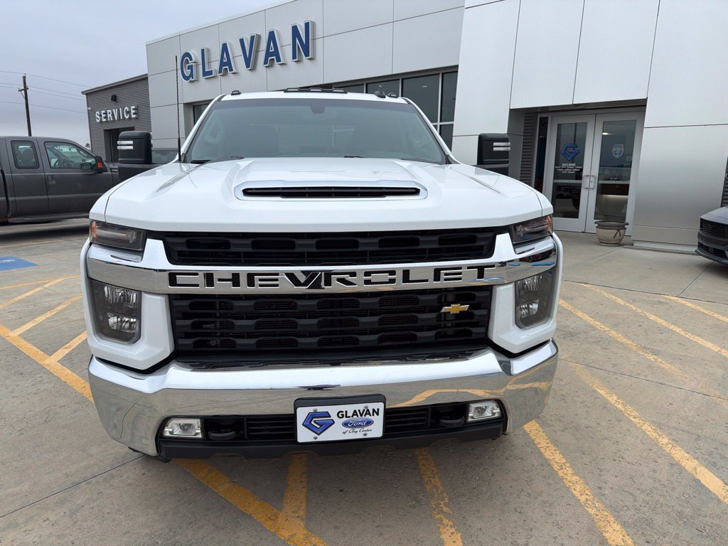 Used 2021 Chevrolet Silverado 3500 LT w/ Convenience Package AWD/4WD image 2