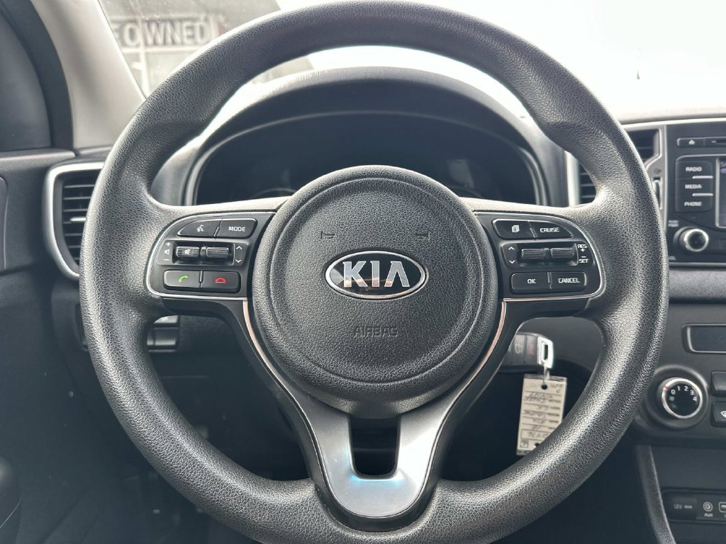 Used 2018 Kia Sportage LX AWD/4WD image 20
