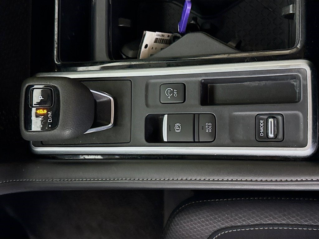 Used 2024 Nissan Pathfinder SV FWD image 19