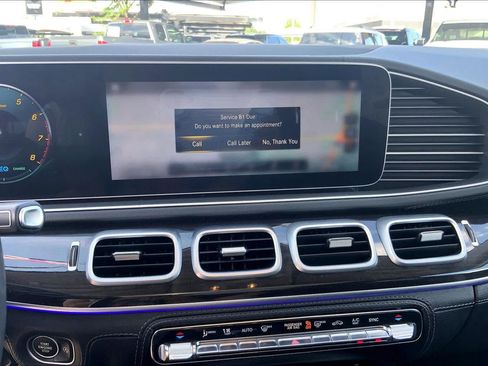 Used 2020 Mercedes-Benz GLS 450 4MATIC image 31