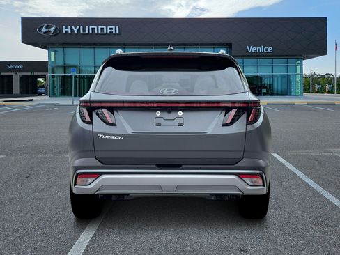 New 2026 Hyundai Tucson Limited FWD image 25