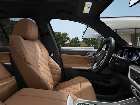 Used 2026 BMW X5 sDrive40i w/ Premium Package RWD image 9