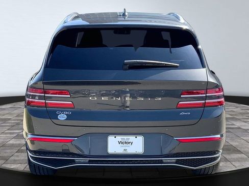 Used 2025 Genesis GV80 2.5T Advanced image 6