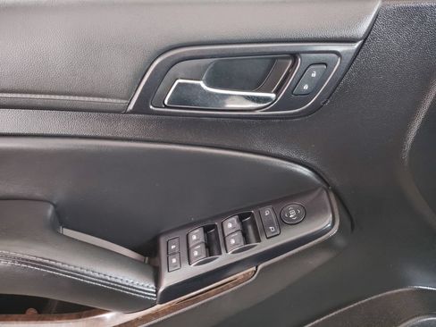 Used 2016 Chevrolet Tahoe 4WD image 19