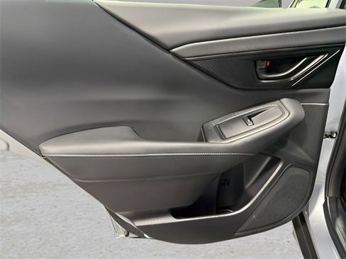 Used 2025 Subaru Outback image 27