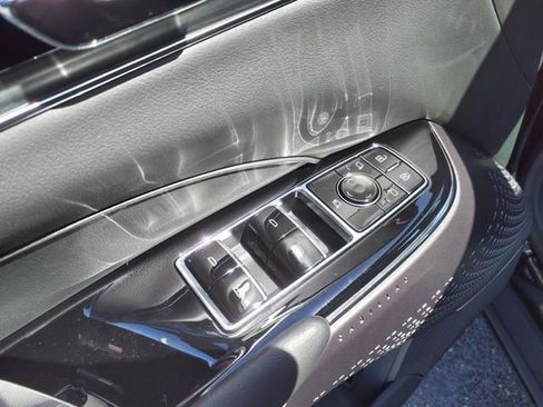 New 2025 Cadillac Lyriq Luxury image 27